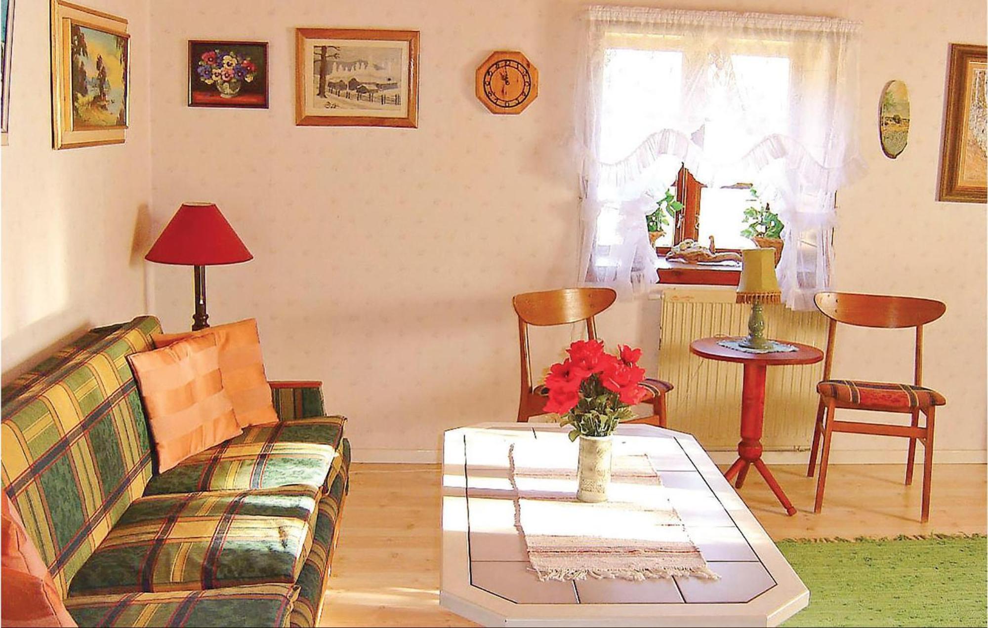 Nice Home In Malmkoeping With Kitchen Malmkoping Kültér fotó